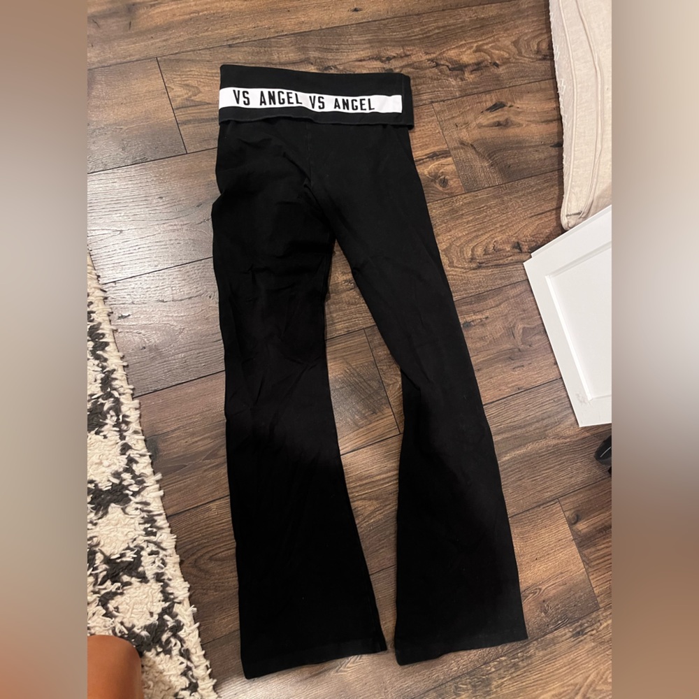 Victoria’s Secret Flared Black Yoga Pants- Small